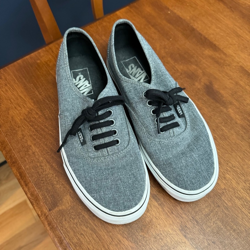 Vans Sneakers, Light Gray - Old Skool Low Top Sneakers - Mens 6.5 - Women's 8